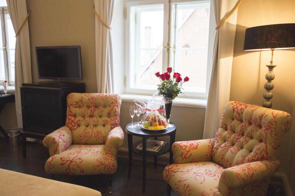 โรงแรมเทเลกราฟ ออโตกราฟ คอลเลคชั่น ทาลลินน์ ภายนอก รูปภาพ A room at the hotel