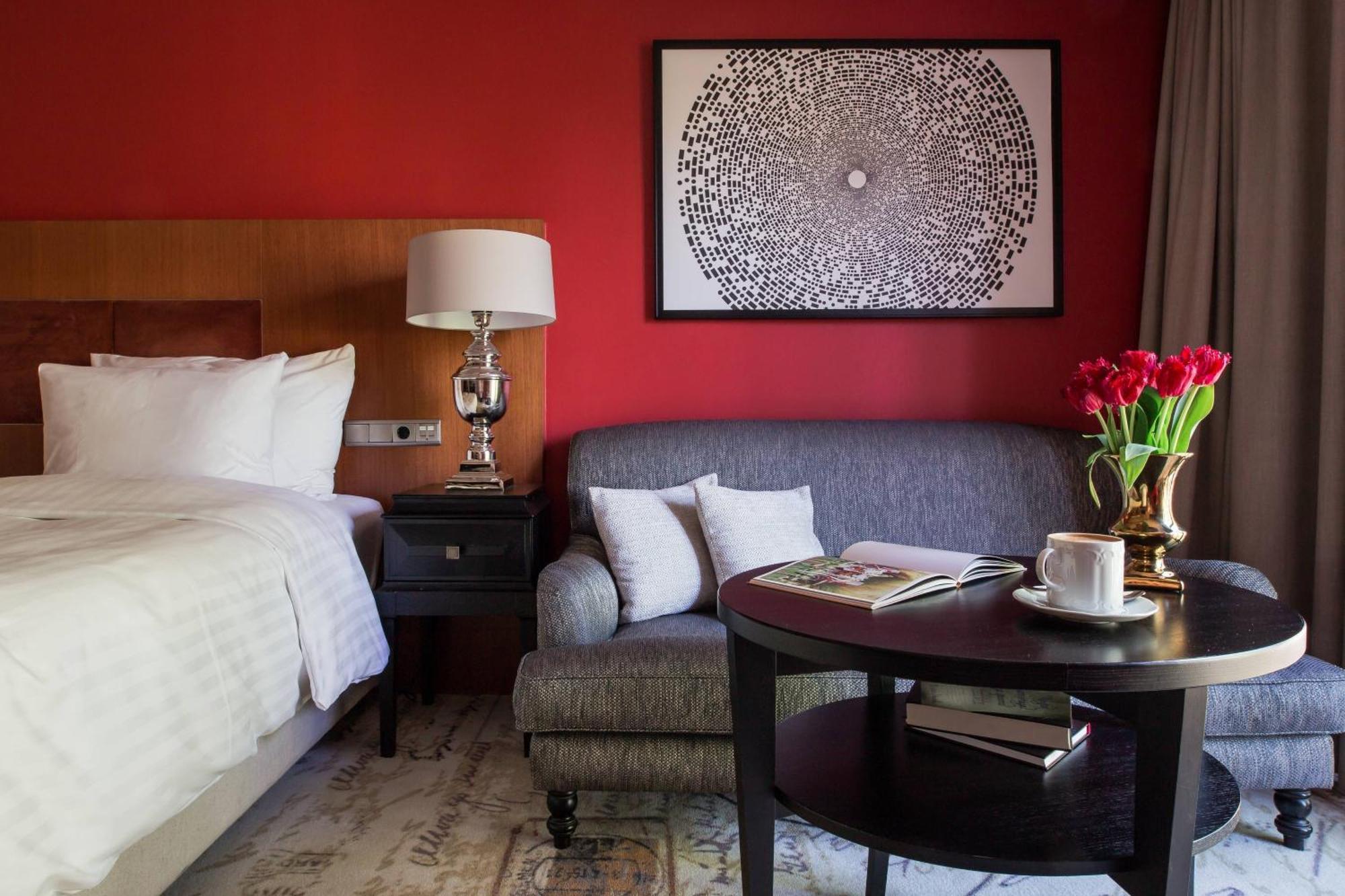โรงแรมเทเลกราฟ ออโตกราฟ คอลเลคชั่น ทาลลินน์ ภายนอก รูปภาพ A room at the hotel